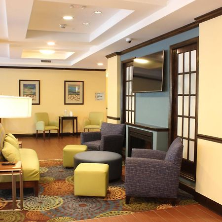 Holiday Inn Express & Suites Lebanon By Ihg Exterior foto
